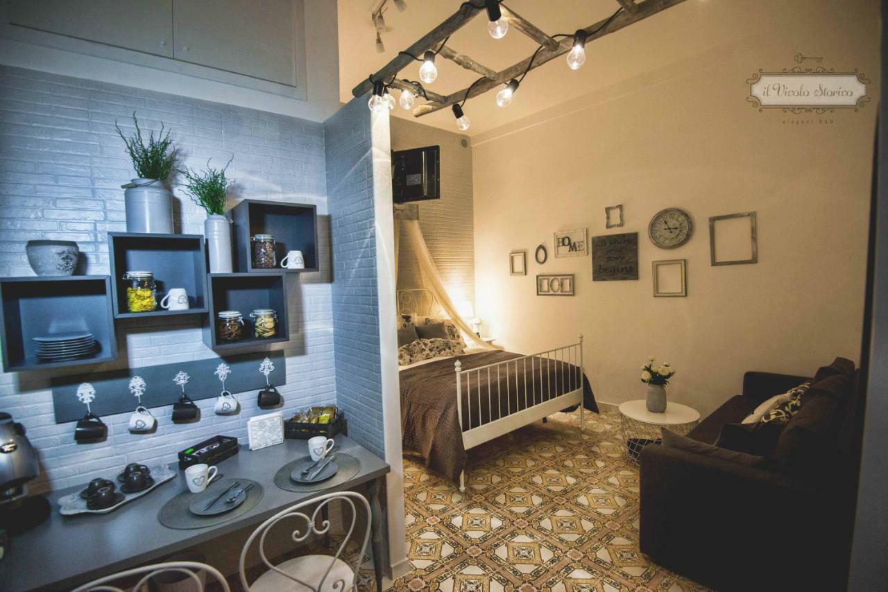 เอเลแกนต์ บีแอนด์บี อิล วิโกโล สโตริโก ซาแลร์โน Bed & Breakfast ภายนอก รูปภาพ