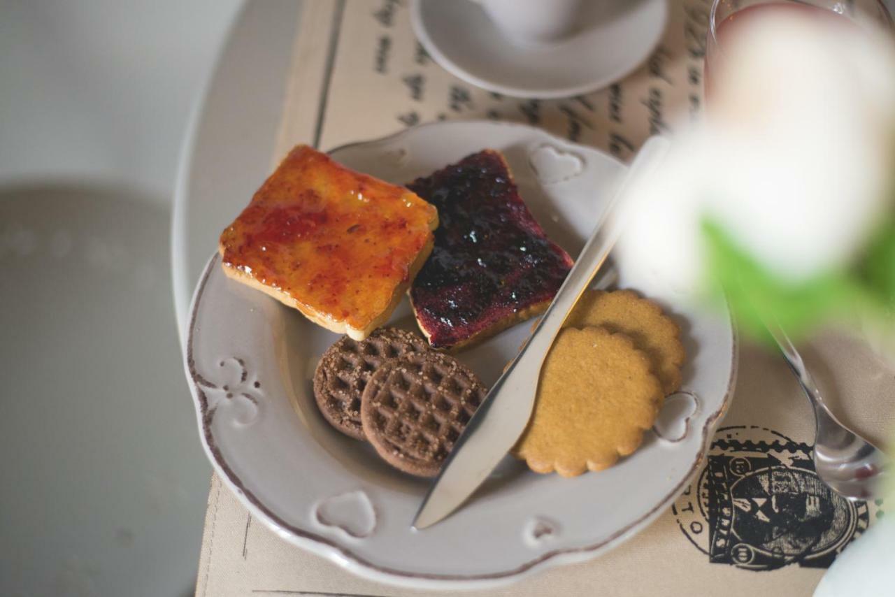 เอเลแกนต์ บีแอนด์บี อิล วิโกโล สโตริโก ซาแลร์โน Bed & Breakfast ภายนอก รูปภาพ